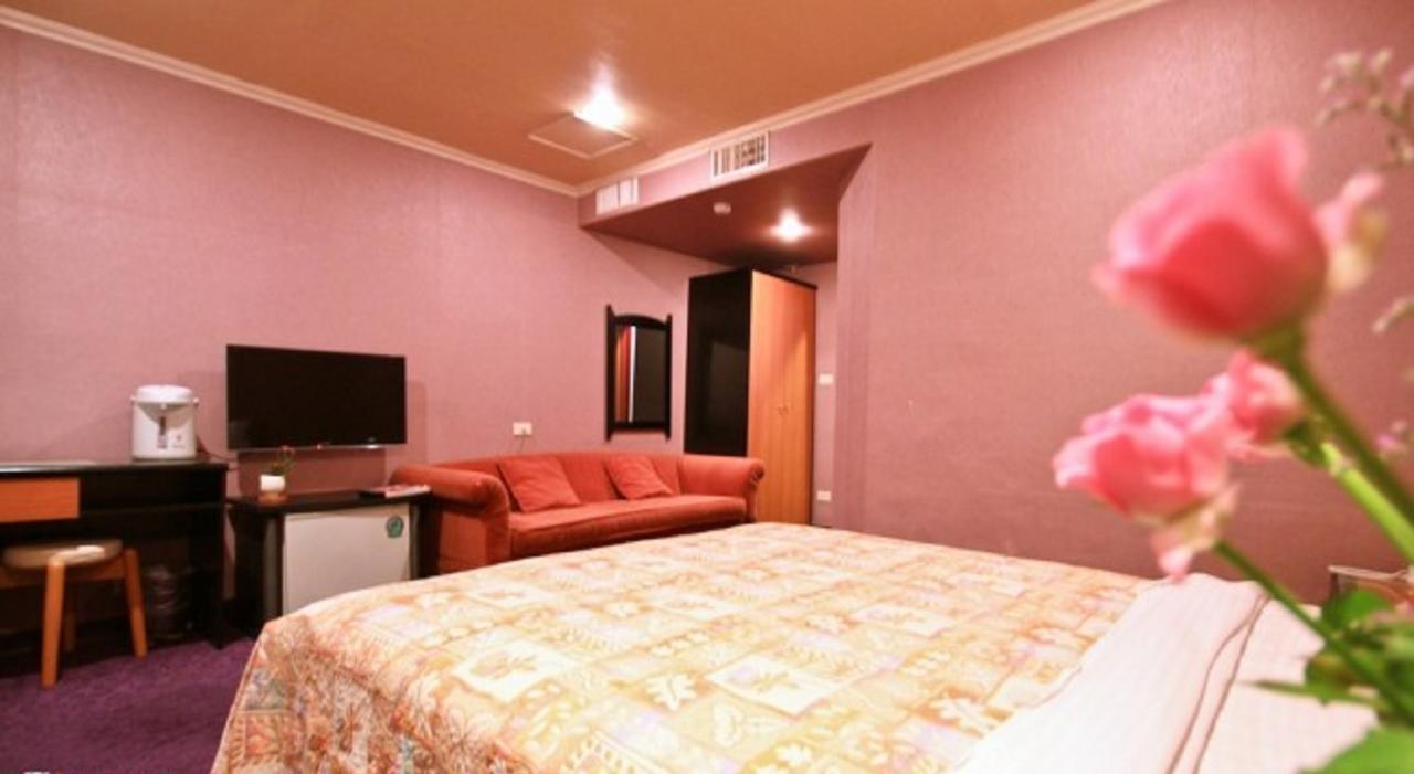 Red Cabin Inn Ταϊπέι Εξωτερικό φωτογραφία